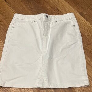 Universal Thread White Skirt